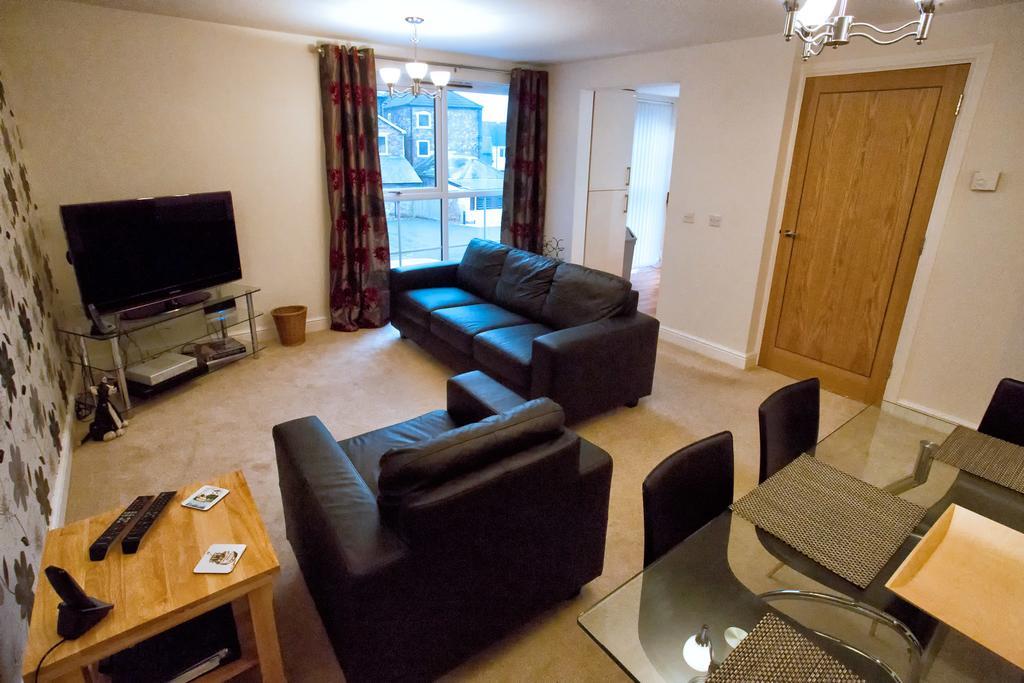 Salisbury 2-Bed Luxury Apartment Стая снимка